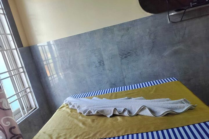 Room 15 of 46