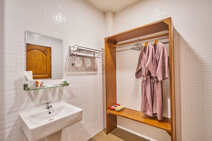 Room 30 of 134