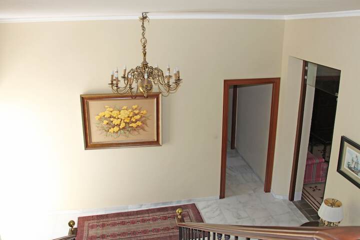 Ballroom/Hall 30 of 43