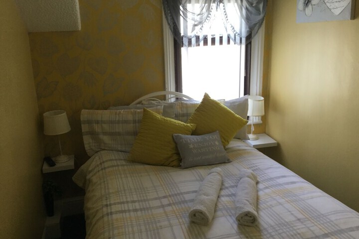 Room 9 of 57