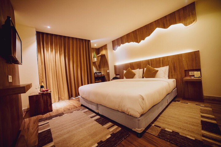 Room 9 of 60