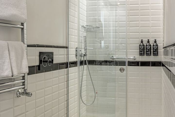 Bath Photo