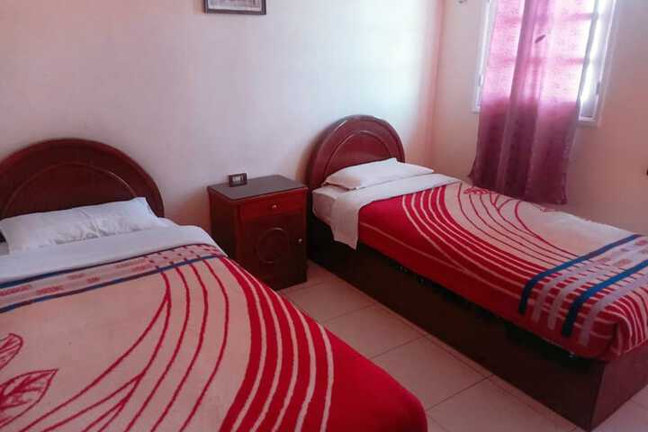 Room 25 of 83