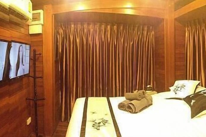Room 11 of 45