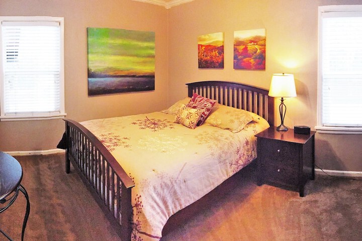 Room 6 of 23