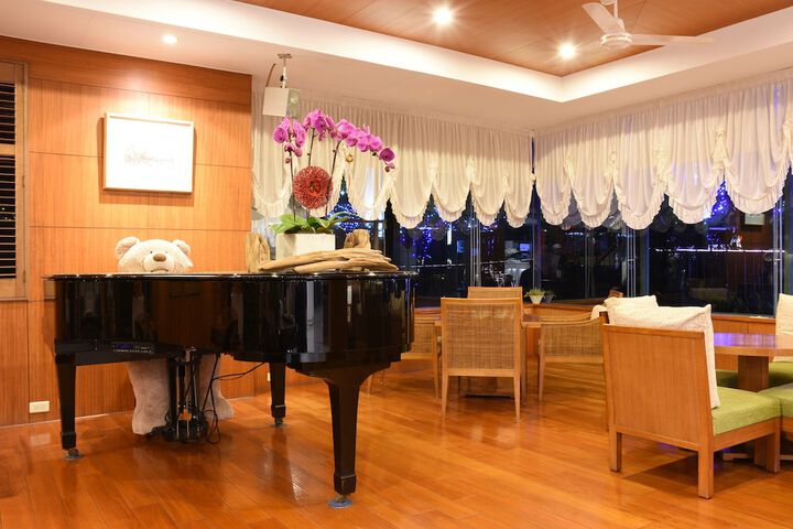 Hotel Interior 4 of 42
