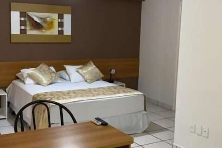 Room 2 of 28