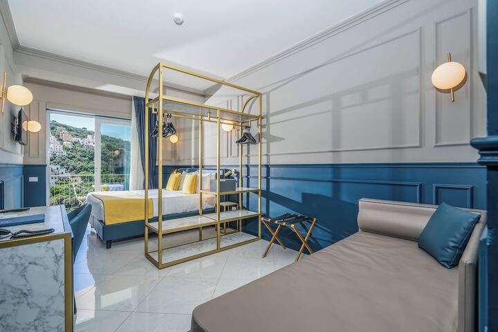 Room 57 of 211