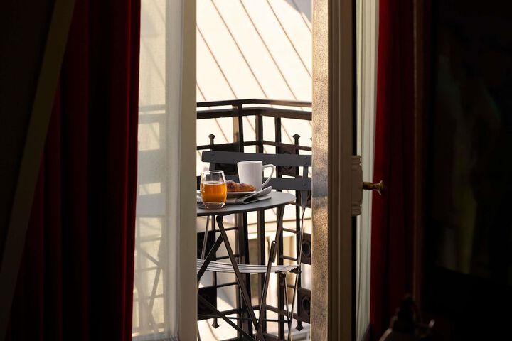 Breakfast/Coffee Service 77 of 121
