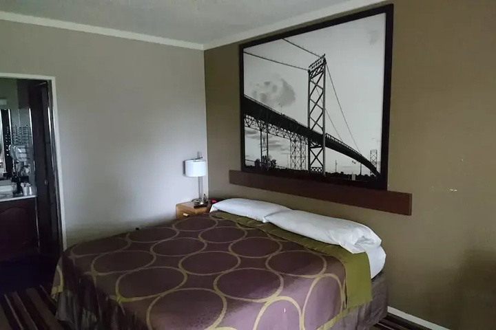 guest_rooms