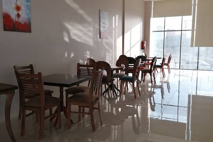 Dining 42 of 76