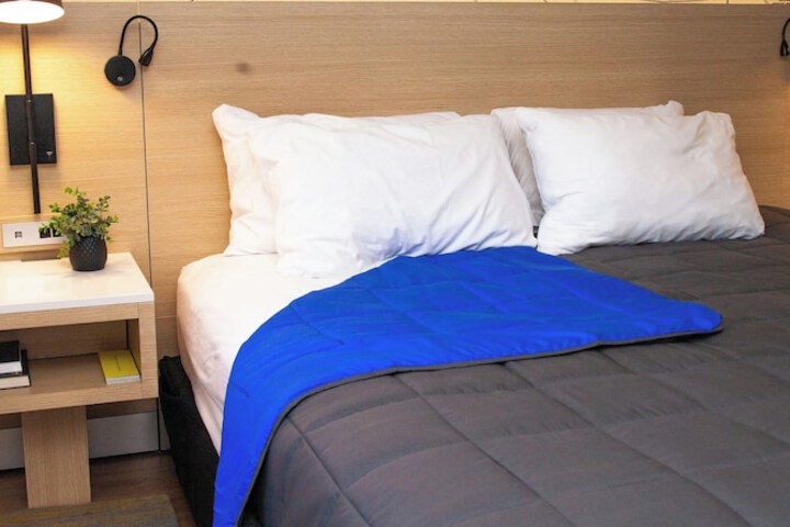 Room 3 of 8