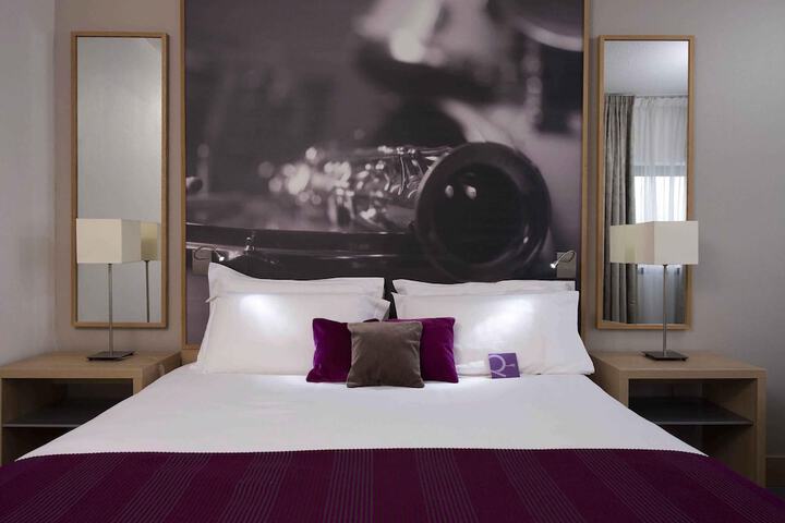 Room 17 of 55