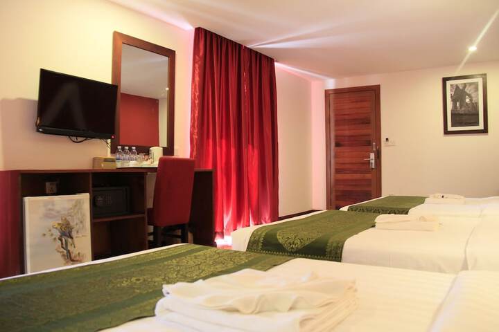 Room 16 of 97