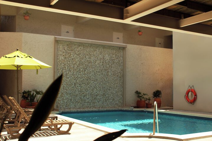 Pool 43 of 77
