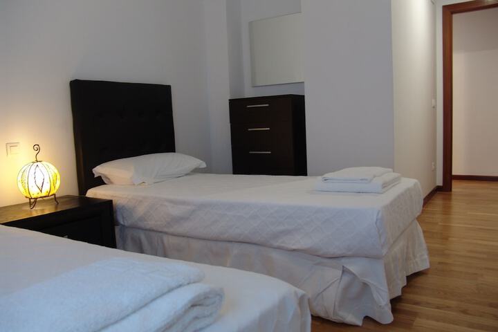 Room 6 of 30
