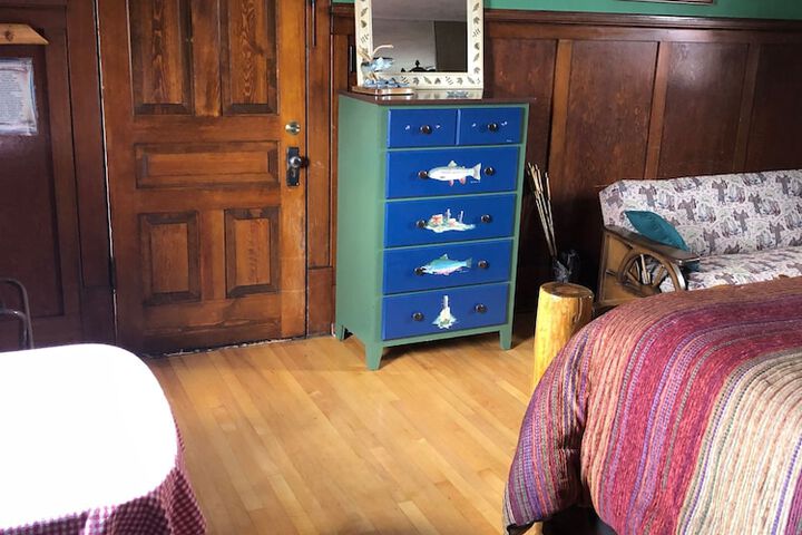 Room 5 of 44