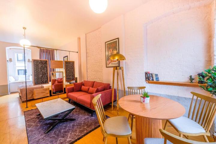 Mayer Loft Suites