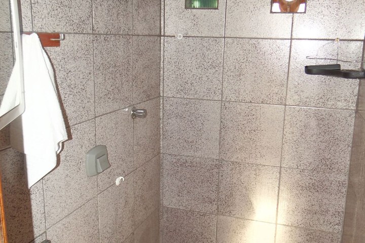Room 26 of 35