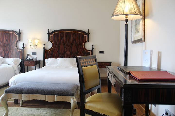 Room 26 of 131