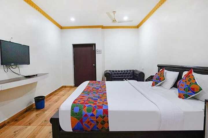 Room 19 of 33