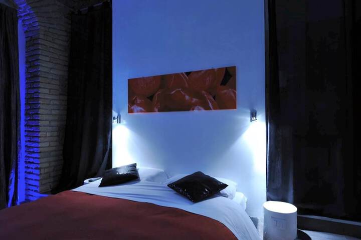 Room 14 of 35