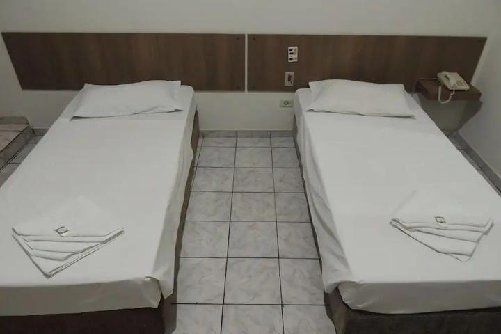 Room 2 of 14