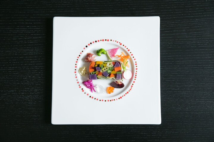 Dining 63 of 89