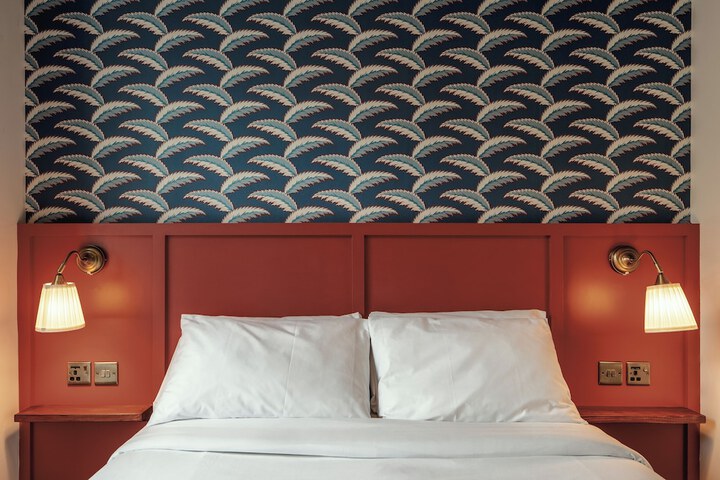 Room 43 of 78