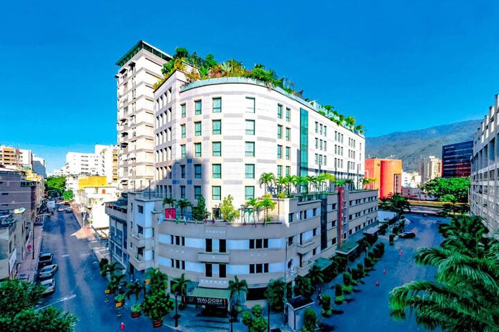 Waldorf Hotel