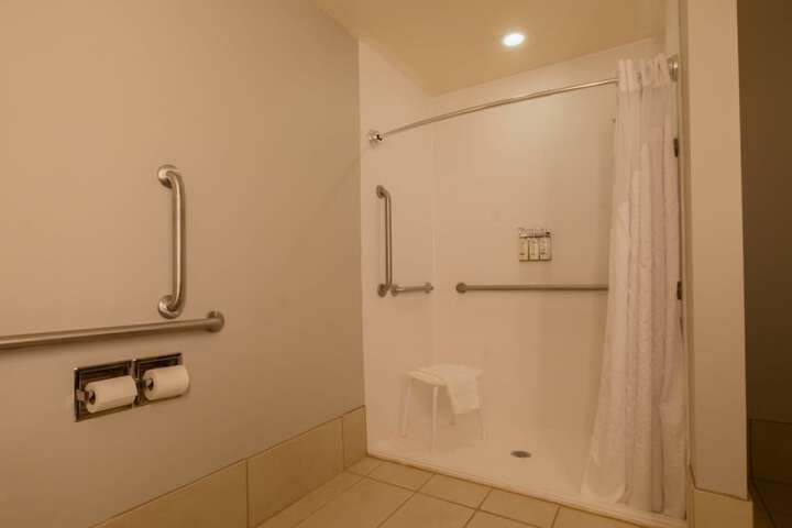 Room 52 of 85
