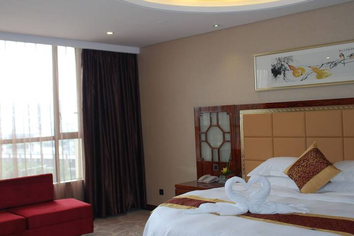 Room 10 of 51