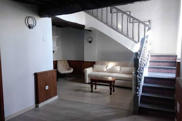 Room 21 of 53