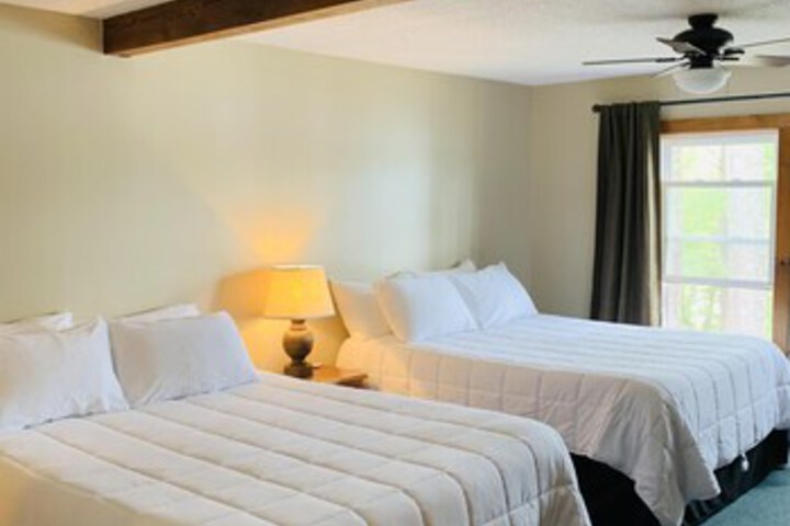 Room 35 of 47