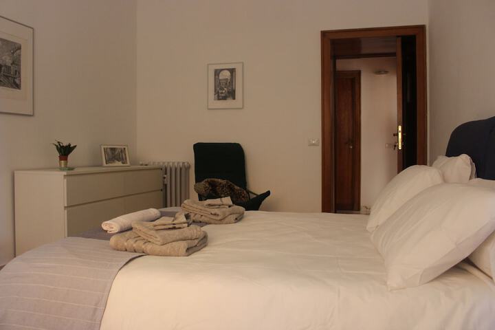 Room 21 of 40
