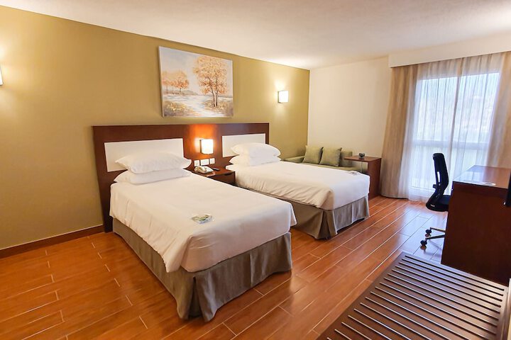 Room 15 of 64