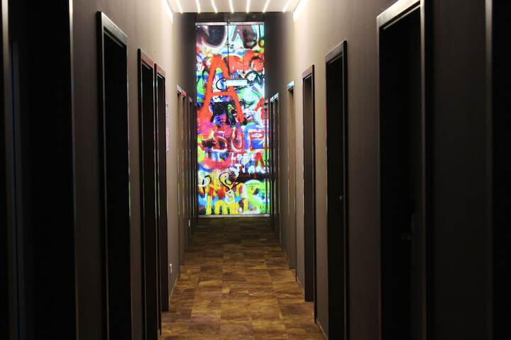 Ballroom/Hall 29 of 37