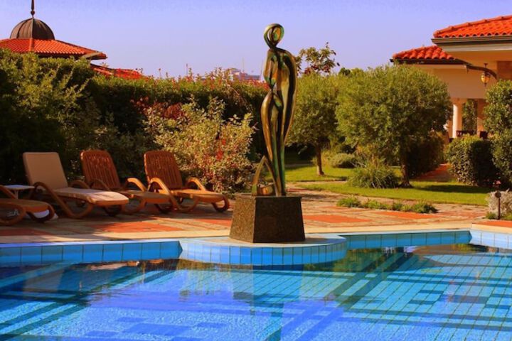 Pool 47 of 58