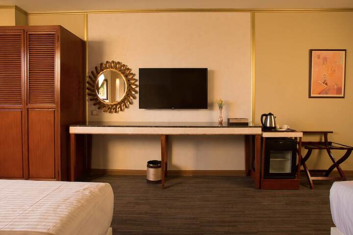 Room 12 of 31