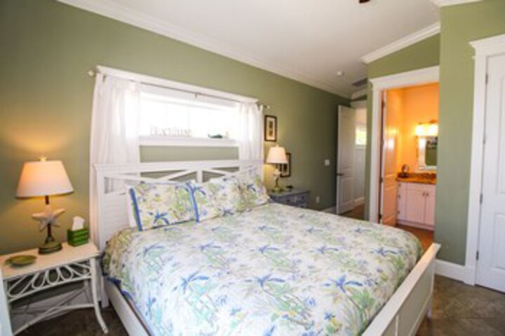 Room 25 of 25