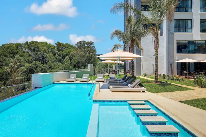 Pool Hotel