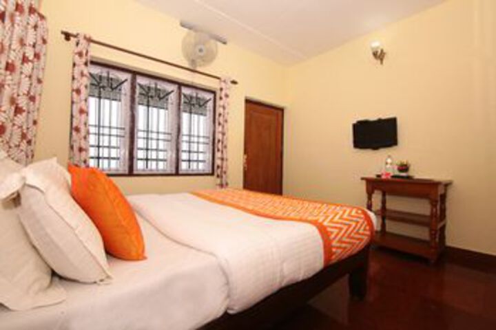 Room 10 of 23