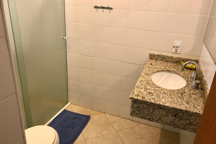 Room 21 of 40