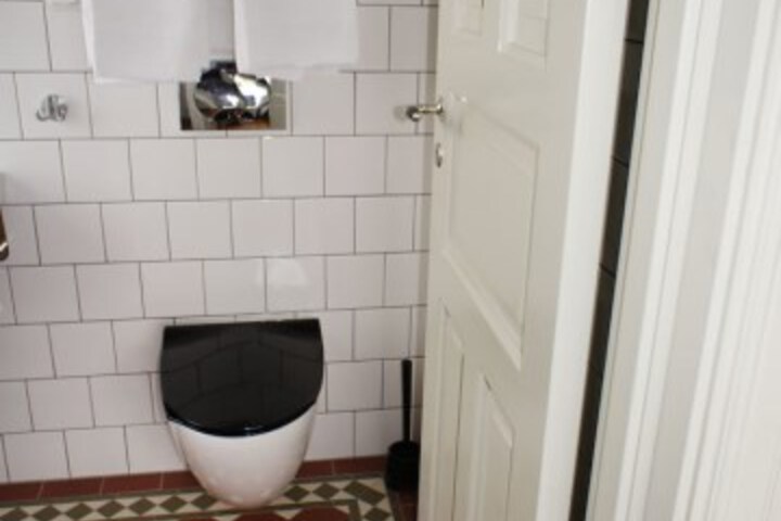 Room 26 of 48