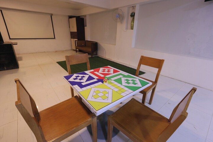 Room 67 of 102