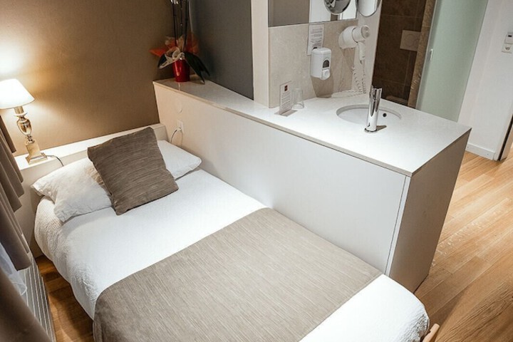 Room 20 of 57