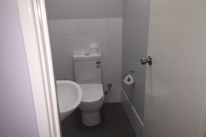 Room 52 of 93