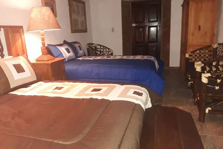 Room 2 of 35