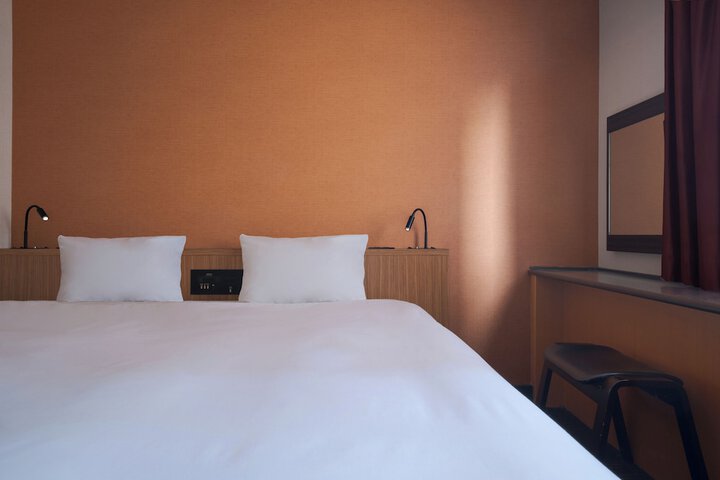Room 19 of 62