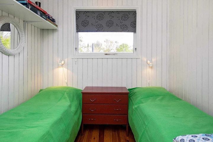 Room 2 of 13